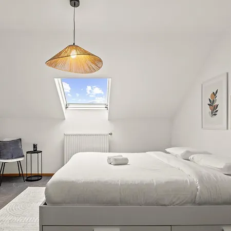 Privee Au Coeur De *